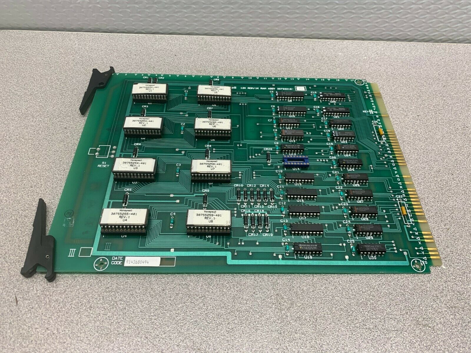 USED HONEYWELL CIRCUIT BOARD 30750218-010