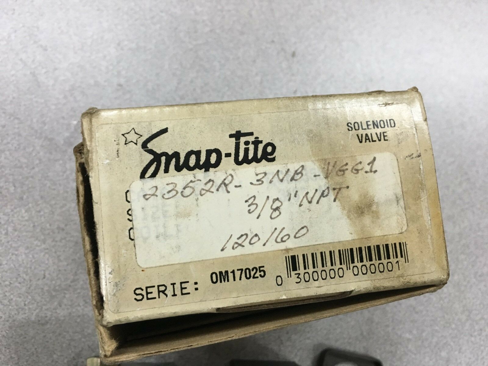 NEW IN BOX JEFFERSON SNAP-TITE 3/8" NPT VALVE 2352R-3NB-AGG1