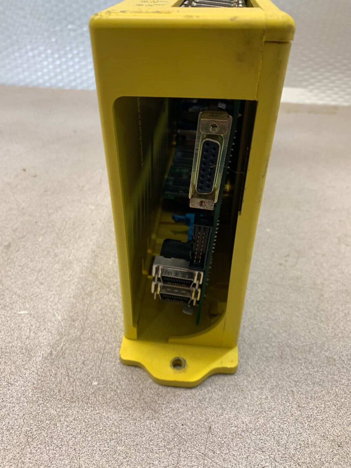 *FOR PARTS NOT WORKING* GE FANUC DRIVE PMD-MCU11604-001R00