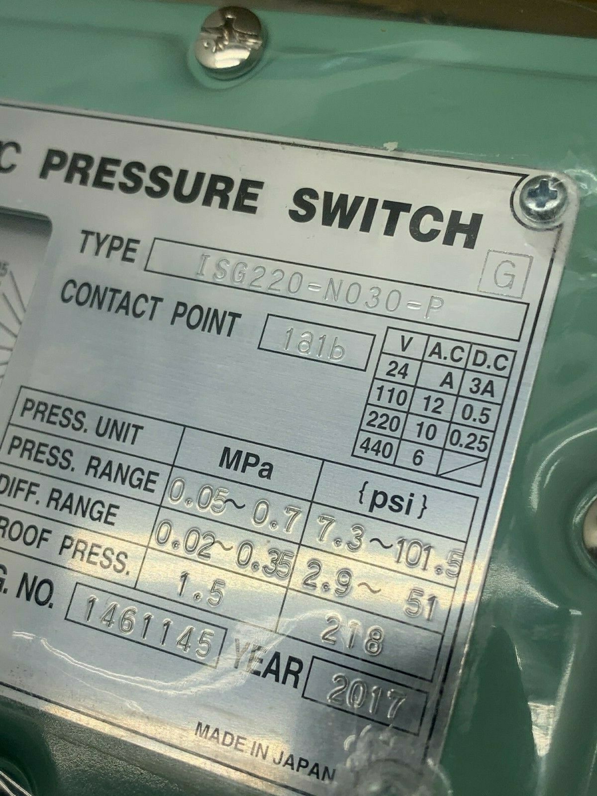 NEW SMC PRESSURE SWITCH ISG220-N030-P