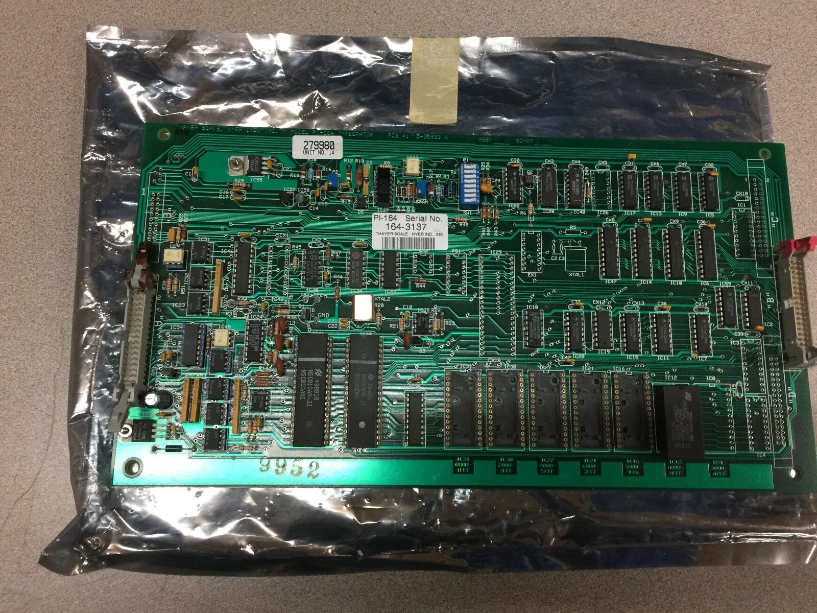 NEW NO BOX THAYER SCALE CIRCUIT BOARD D-35833K