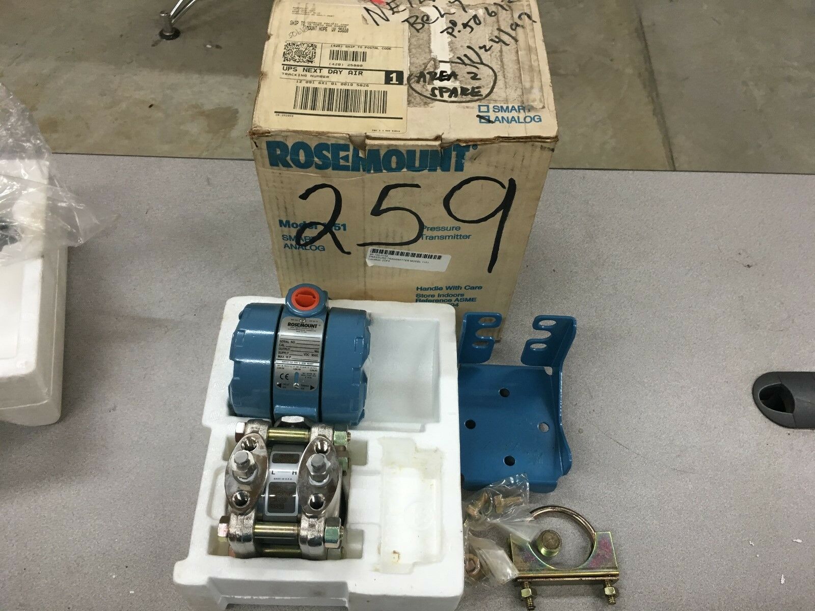 NEW IN BOX ROSEMOUNT 1151 PRESSURE TRANSMITTER 1151DP3E52B1