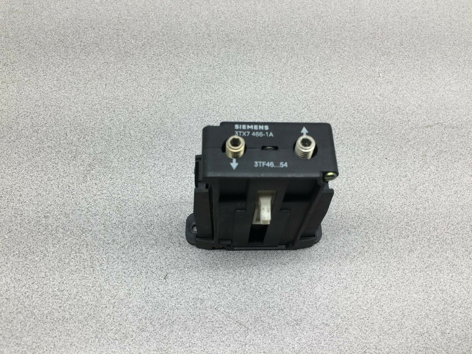 USED SIEMENS REVERSING MECHANICAL INTERLOCK 3TX7 466-1A