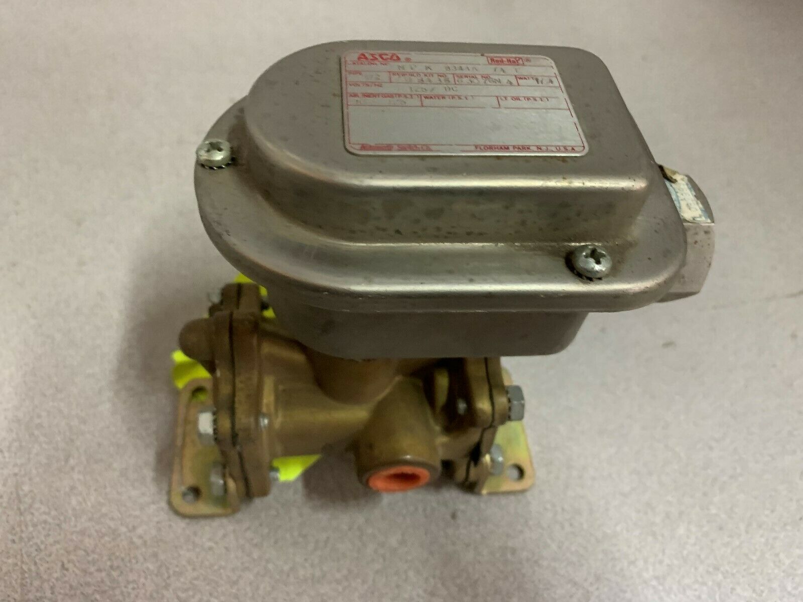 NEW NO BOX ASCO VALVE NPK 8344A 74E