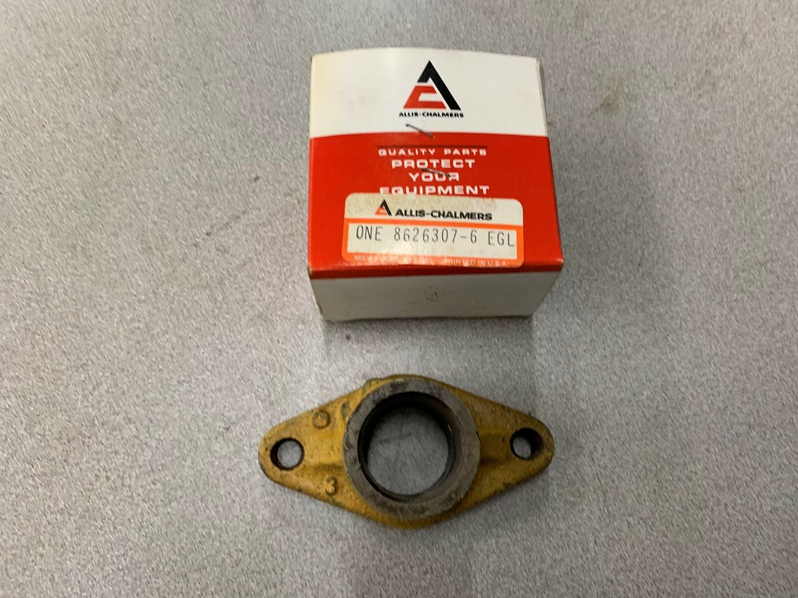 NEW IN BOX ALLIS-CHALMERS BEARING 8626307-6