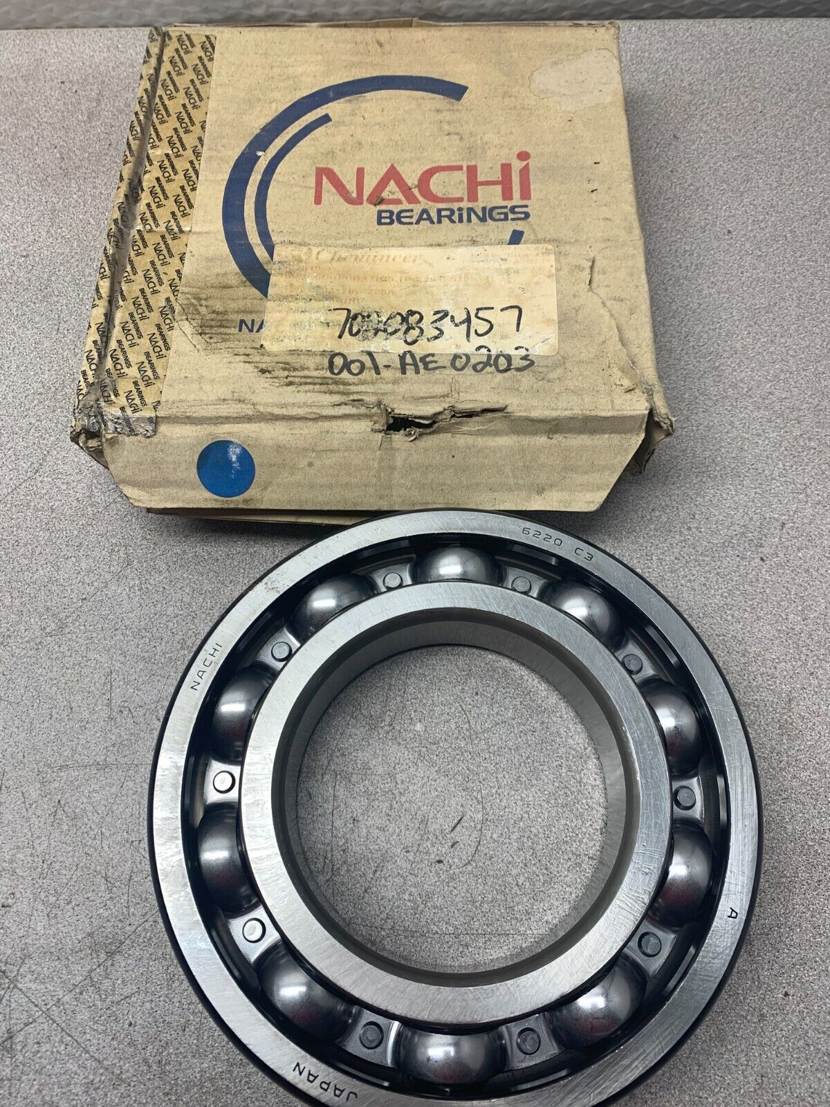 NEW IN BOX NACHI SINGLE ROW BALL BEARING 6220 C3