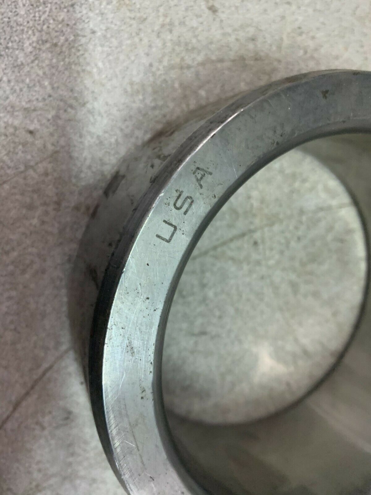 NEW NO BOX SKF BEARING RACE NU320