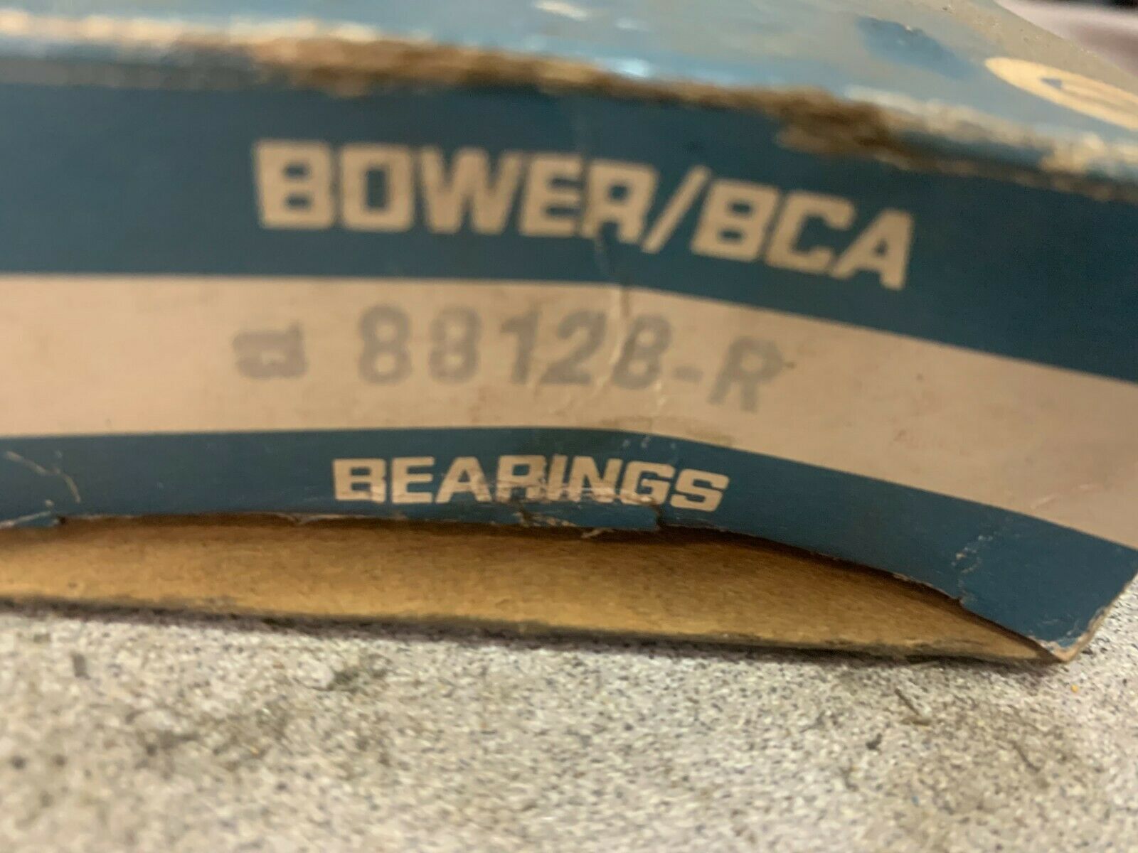 NEW IN BOX BOWER BEARING ASSEMBLY AND LOCK RING 888128-R