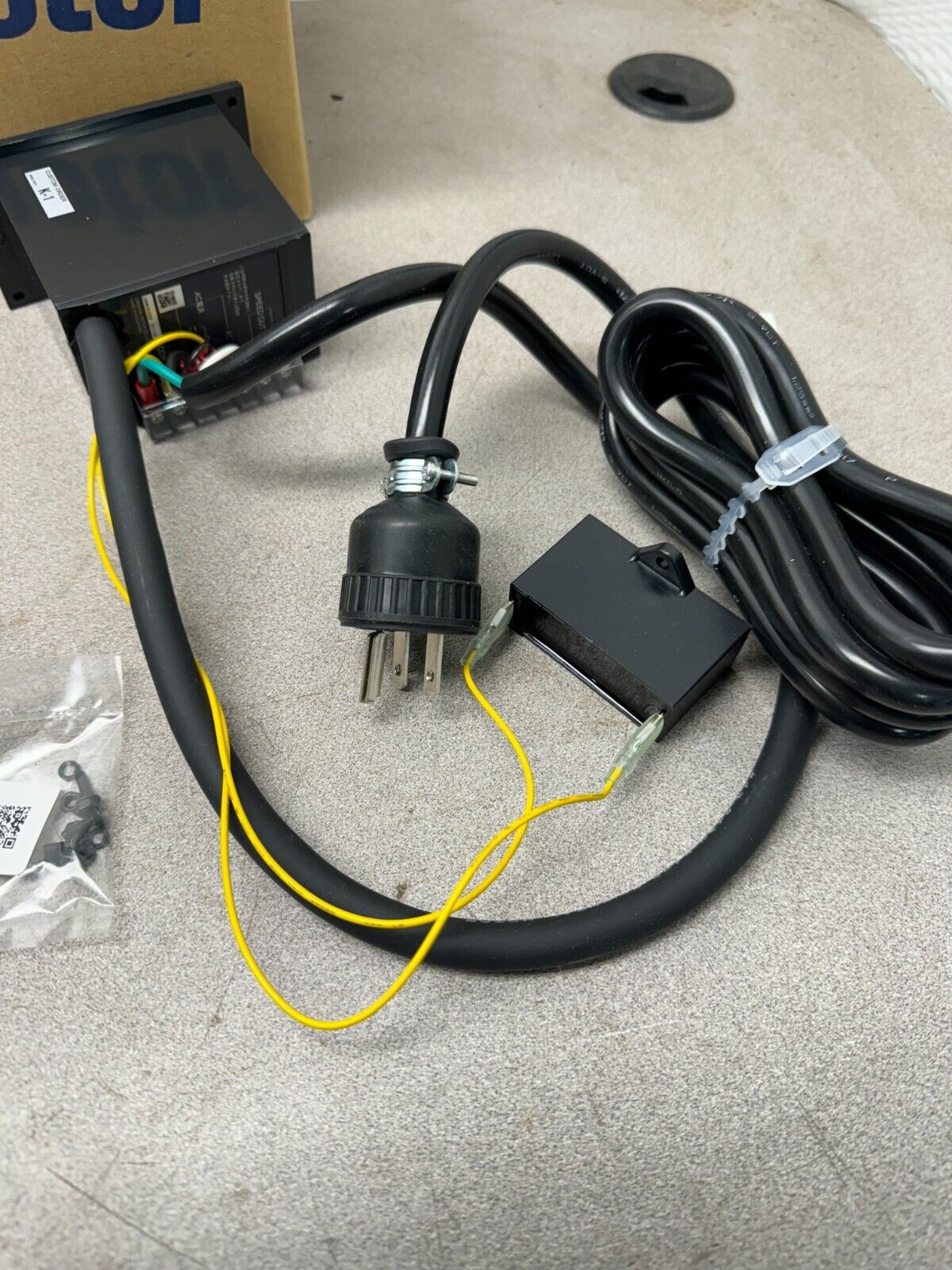 NEW ORIENTALMOTOR SPEED CONTROL MOTOR US560-502-K1