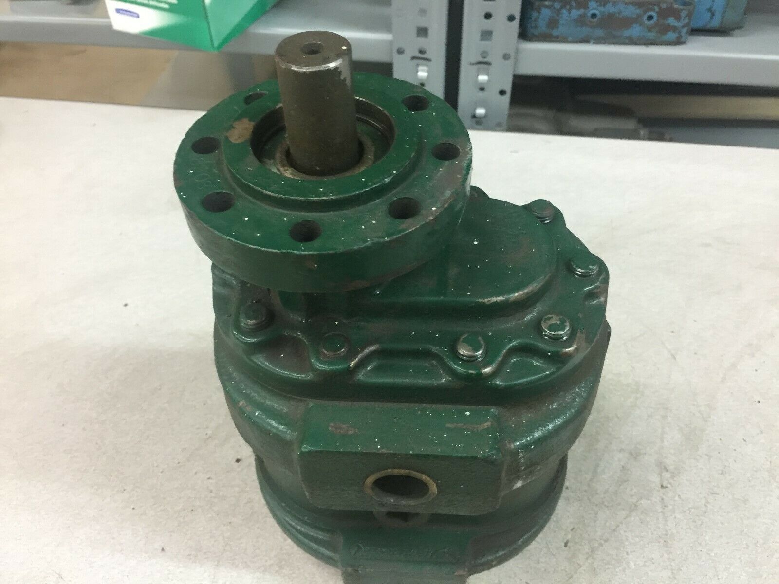 NEW NO BOX PERMCO HYDRAULIC PUMP J-1688-3