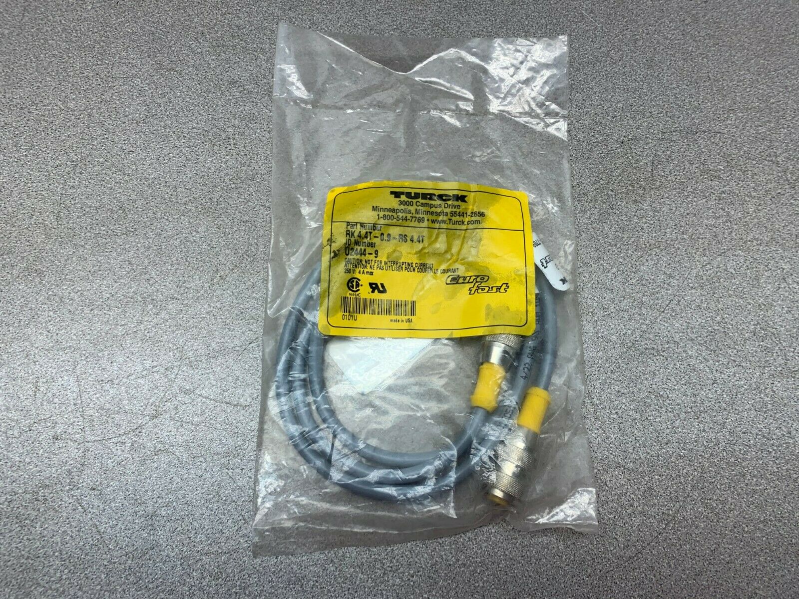 NEW IN PACKAGE TURCK SENSOR RK-4.4T-0.9-RS 4.4T