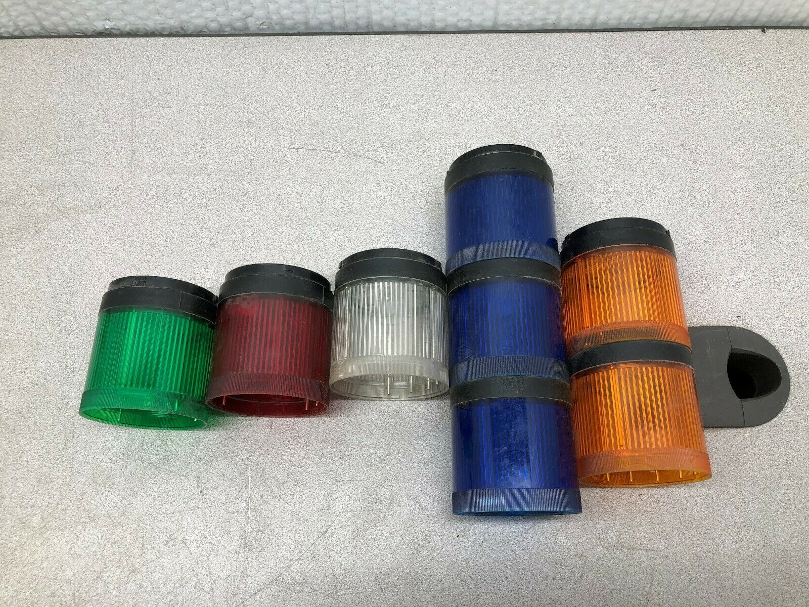 USED LOT OF 8 ALLEN BRADLEY 120 VAC STACK LIGHT 3 BLUE 2 AMBER 1 CLEAR 1 RED 1 G