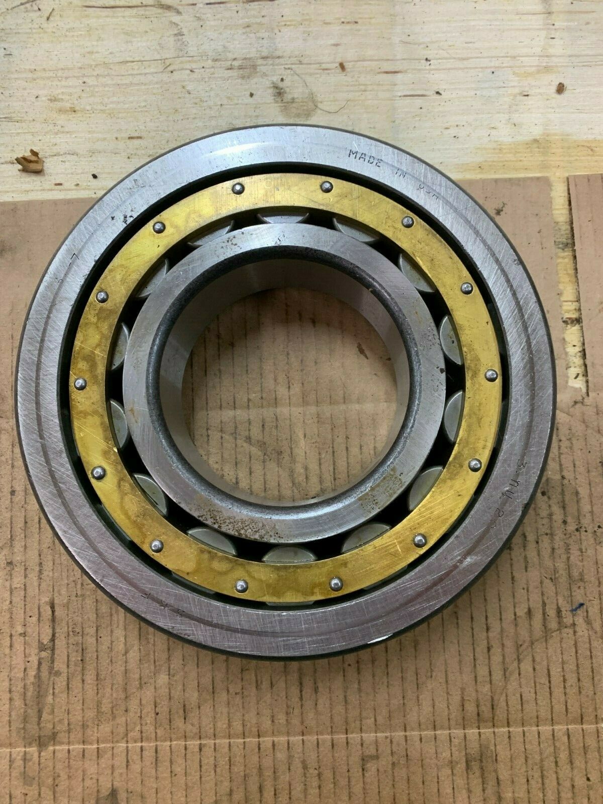 NEW NO BOX SKF 3NU20 CYLINDRICAL ROLLER BEARING NU320