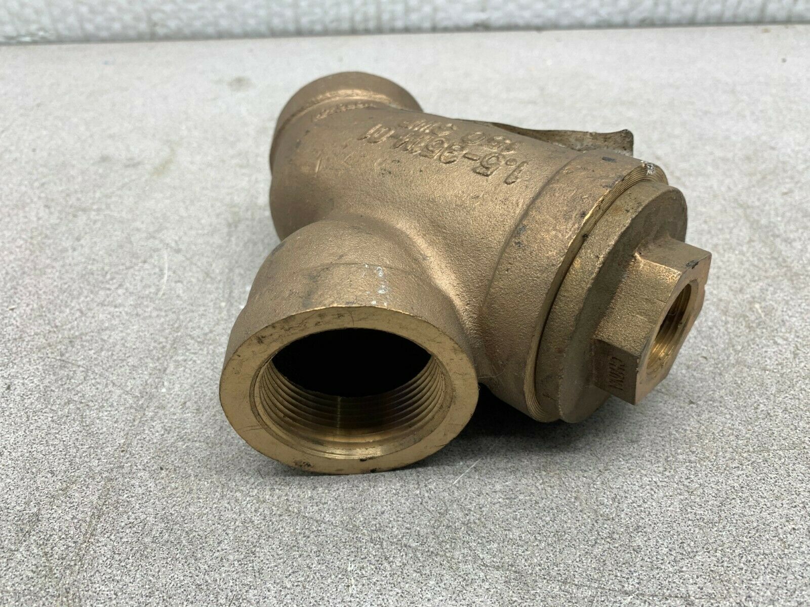 NEW NO BOX MUELLER 1-1/2" BRONZE STEAM STRAINER 1.5-351M-01 150 SWP