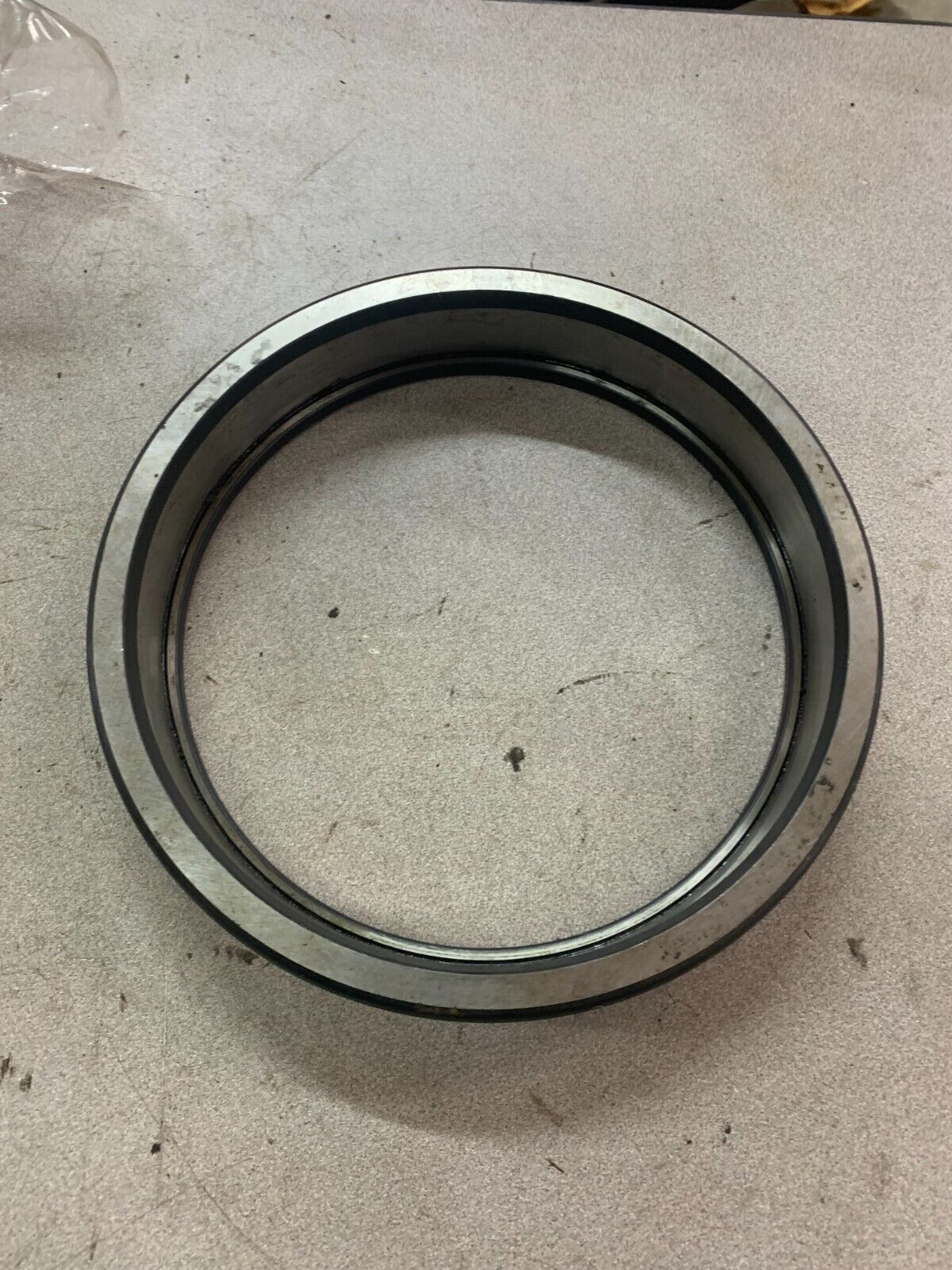 NEW NO BOX NSK ROLLER BEARING RACE NF230