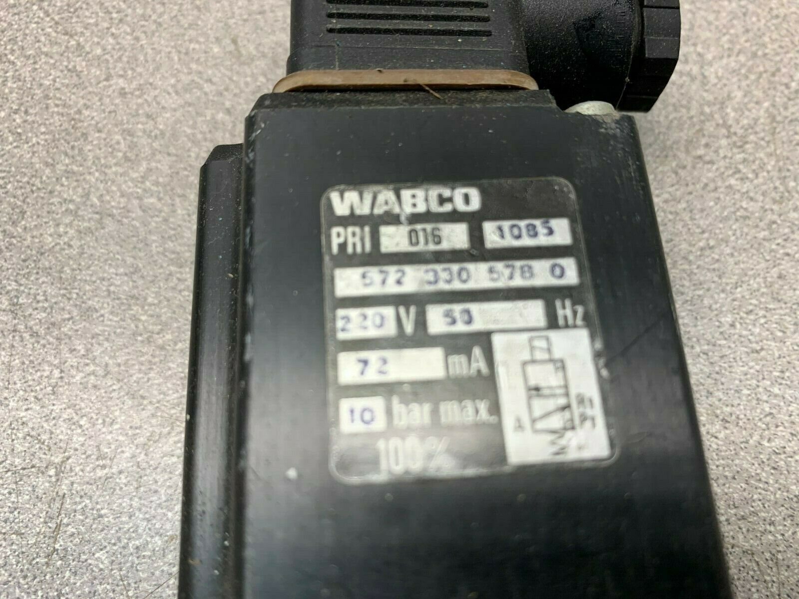 USED WABCO SOLENOID VALVE 572 330 578 0