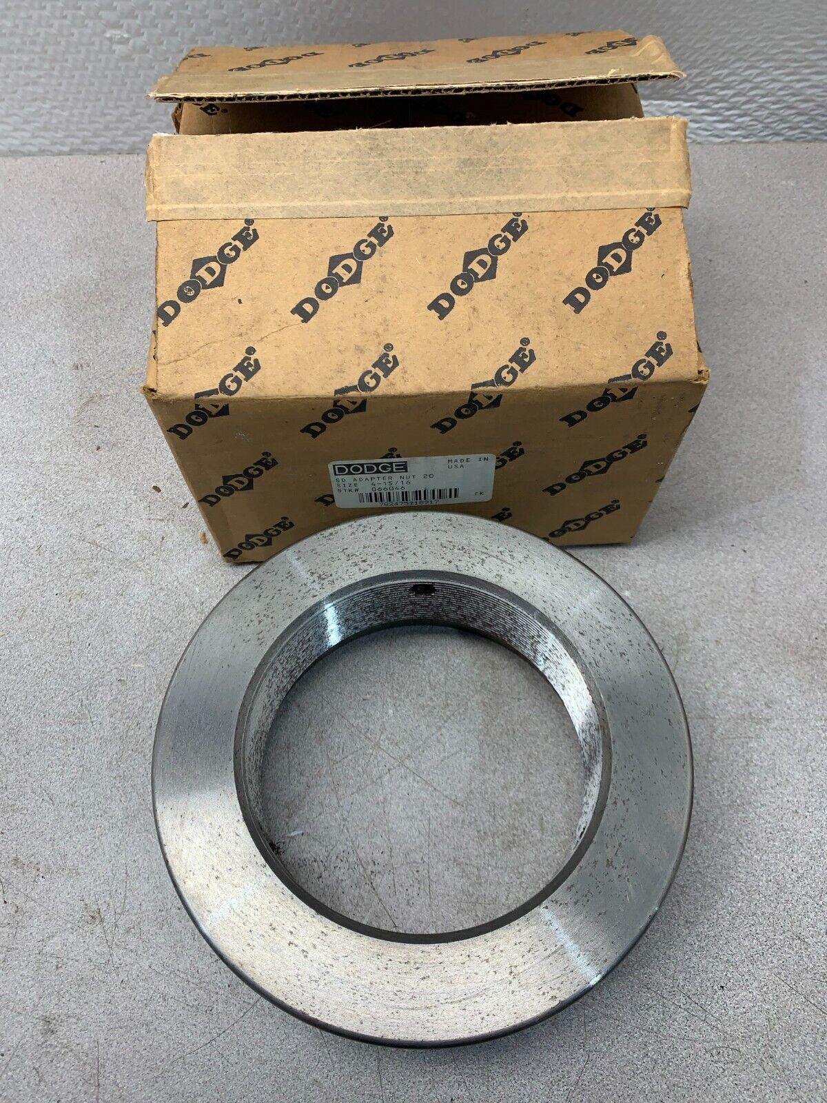 NEW IN BOX DODGE 066046 SD ADAPTER NUT 20 SIZE 4-15/16"