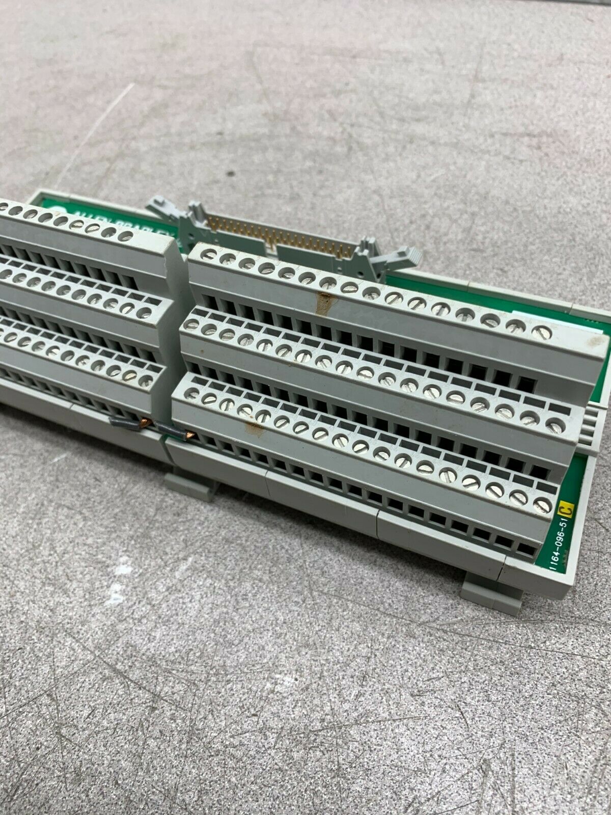 USED ALLEN-BRADLEY INTERFACE MODULE 1492-IFM40D24-3