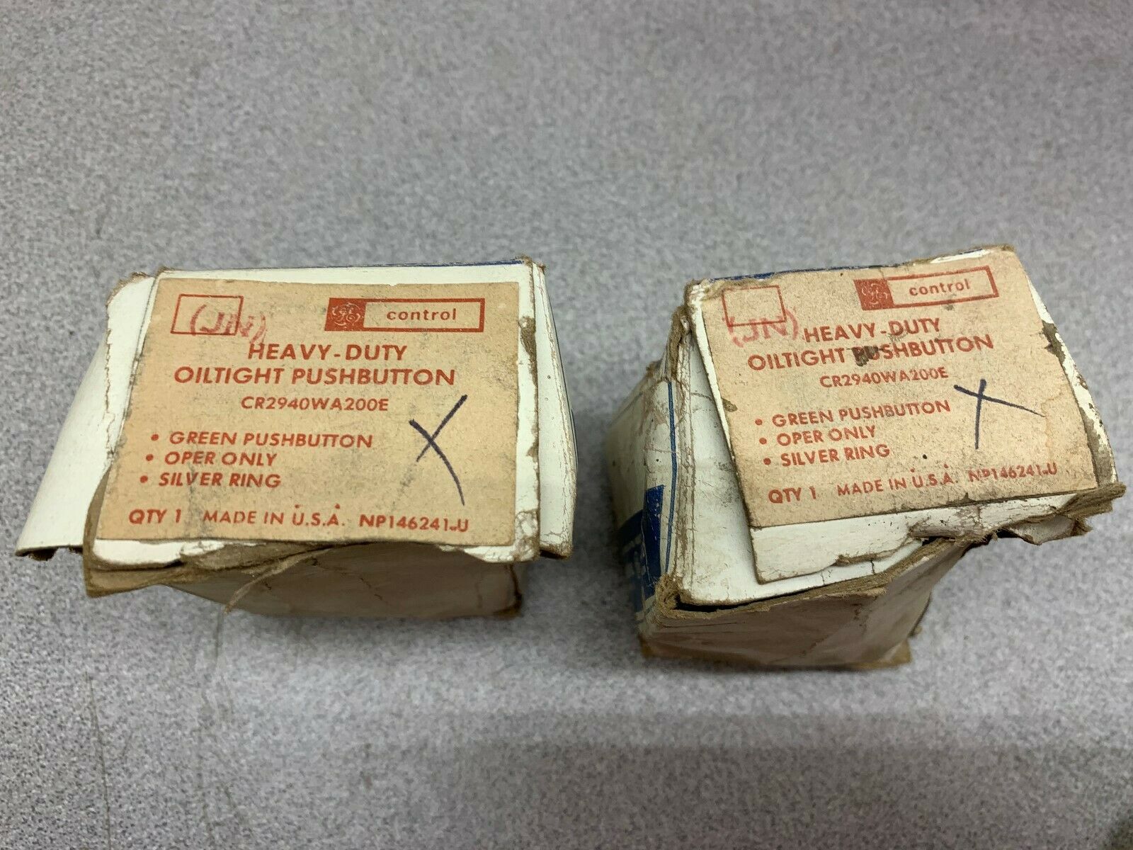 LOT OF 2 NEW IN BOX GE PUSHBUTTON CR2940WA200E