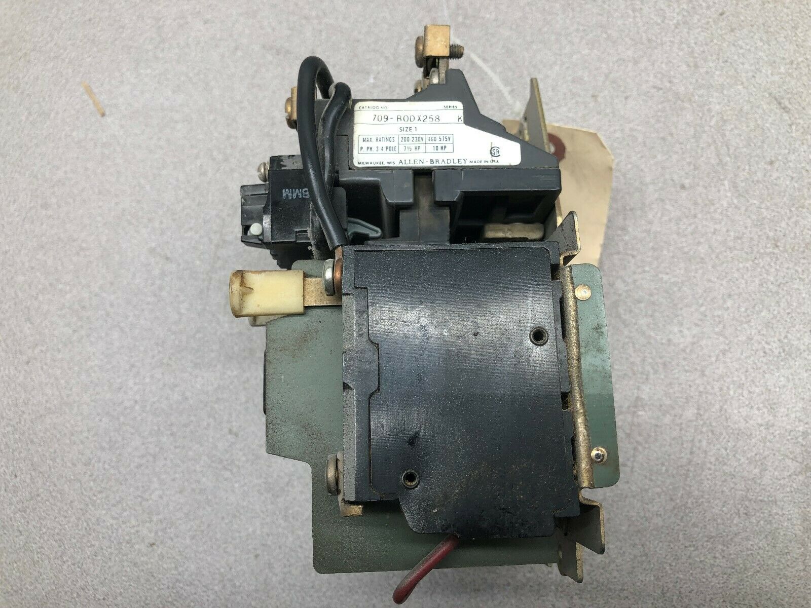 USED ALLEN BRADLEY SIZE 1 3 POLE 120 VAC COIL 10 HP STARTER 709-BODX258