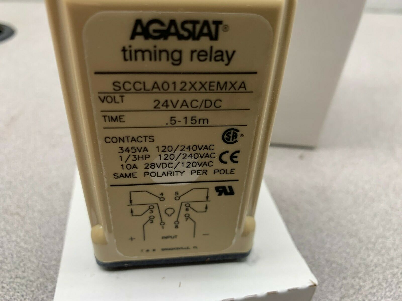 NEW IN BOX AGASTAT 24VAC/DC. TIMING RELAY .5-15 MINUTE SCCLA012XXEMXA