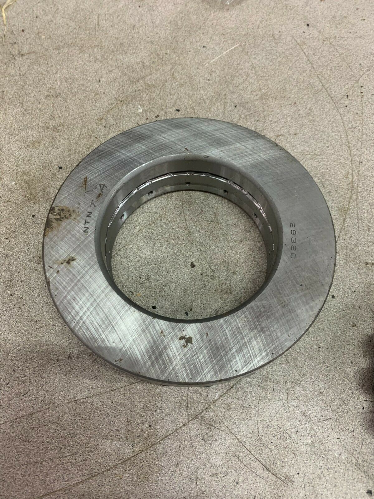 NEW NO BOX NTN THRUST BEARING 29320