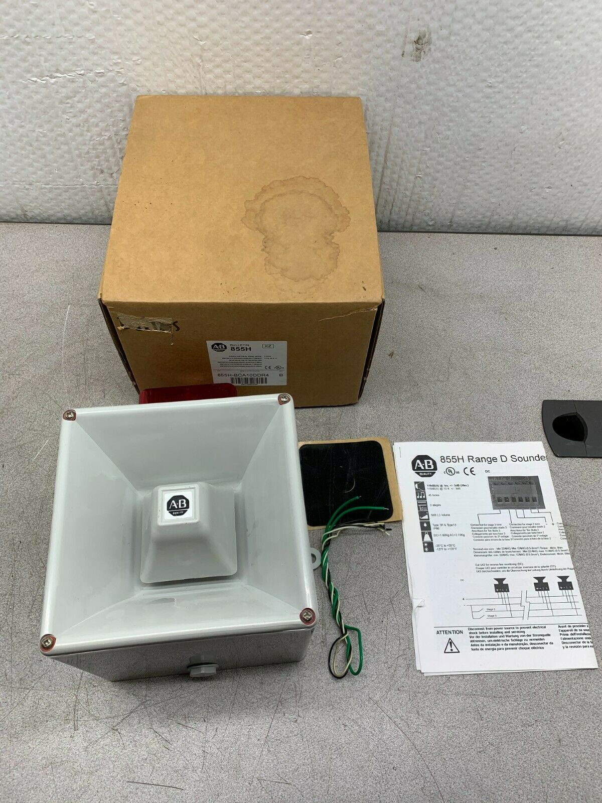 NEW IN BOX ALLEN-BRADLEY INDUSTRIAL HORN WITH BEACON 855H-BCA10DDR4 SERIES B