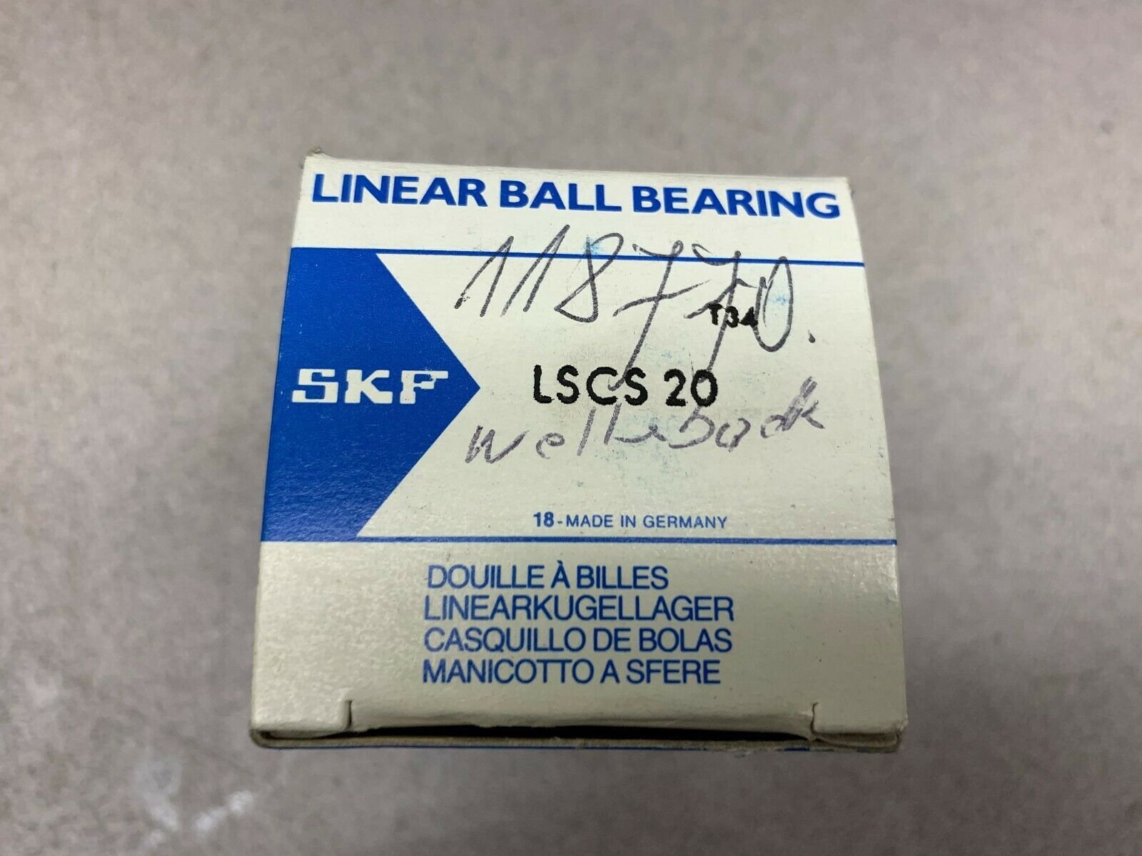 NEW IN BOX SKF LINEAR BALL BEARING LSCS 20