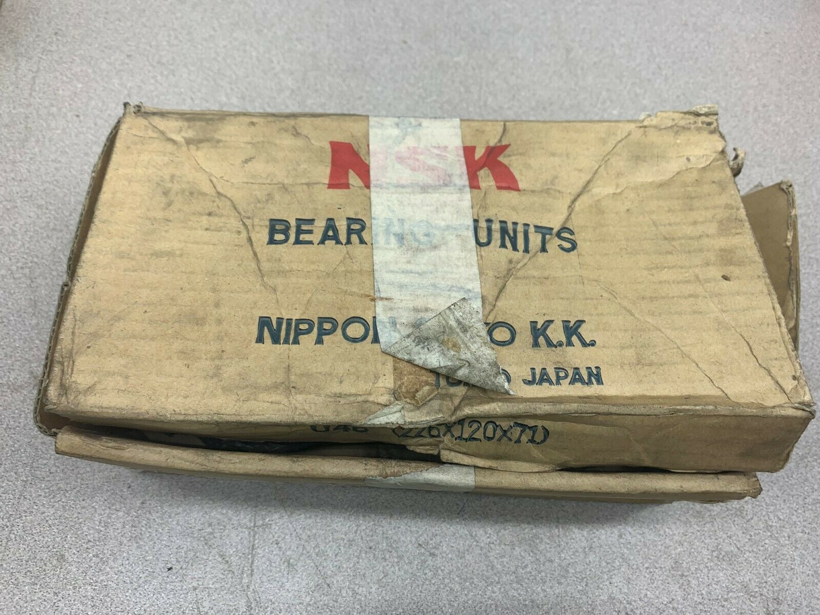 BOX OF 4 NEW IN BOX NSK BEARING PART CUCP308