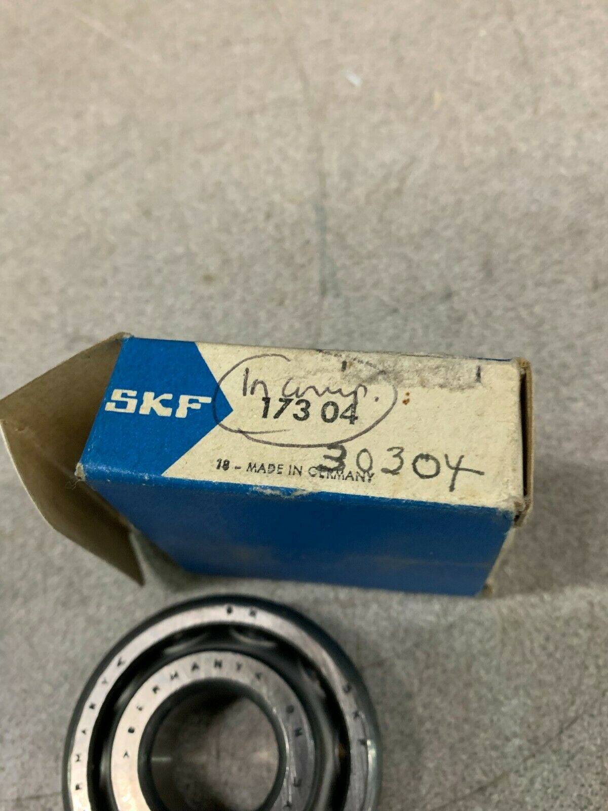 NEW IN BOX SKF ANGULAR CONTACT BALL BEARING 17304