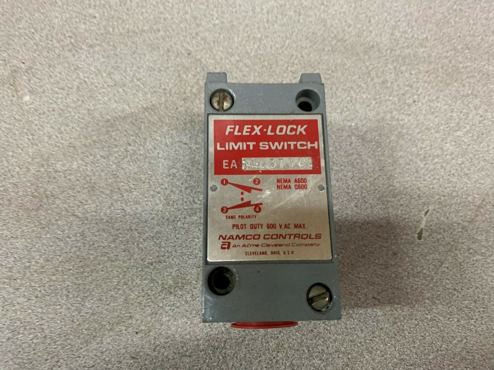 NEW NO BOX NAMCO FLEX-LOCK LIMIT SWITCH EA51037702