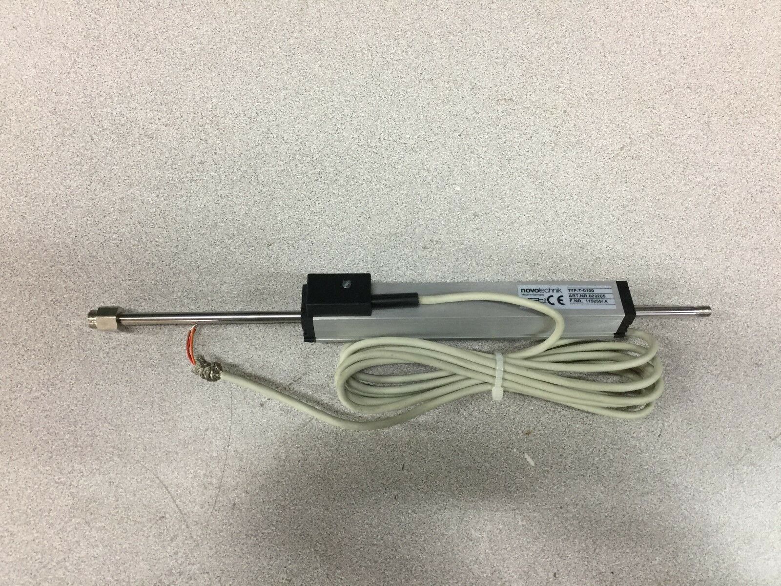 NEW NO BOX NOVOTECHNIK LINEAR TRANSDUCER T-0100 023205