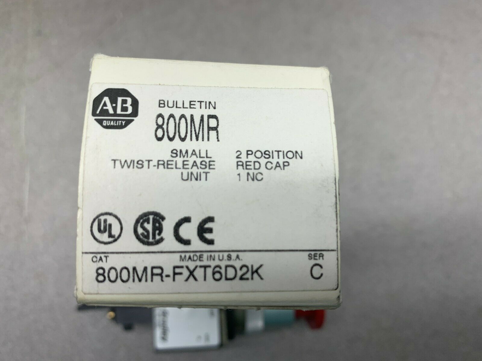 NEW IN BOX ALLEN BRADLEY TWIST-RELEASE BUTTON 800MR-FXT6D2K