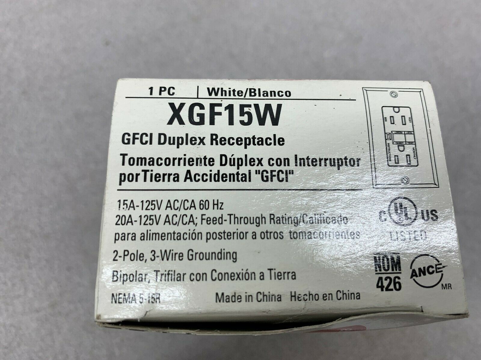 NEW IN BOX COOPER CIRCUIT INTERRUPTER XGF15WW