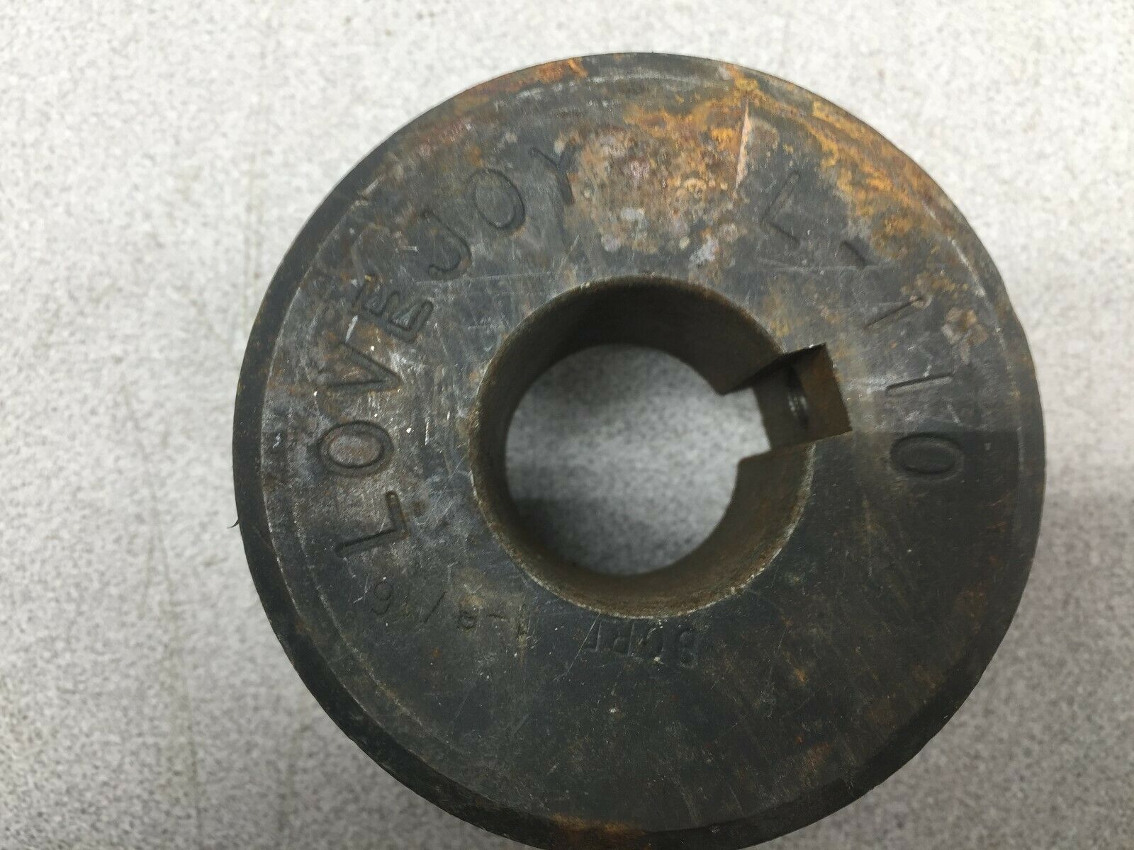 NEW NO BOX (SOME SHELF WEAR) LOVEJOY L-110 1-5/16 BORE COUPLING L-110 1-5/16
