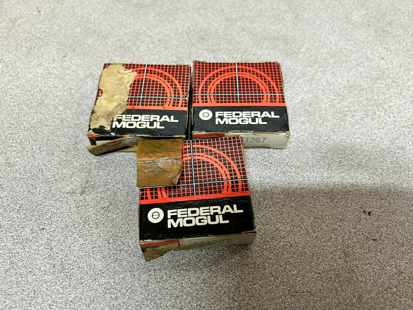 LOT OF 3 NEW IN BOX FEDERAL MOGUL OILSEAL 471267