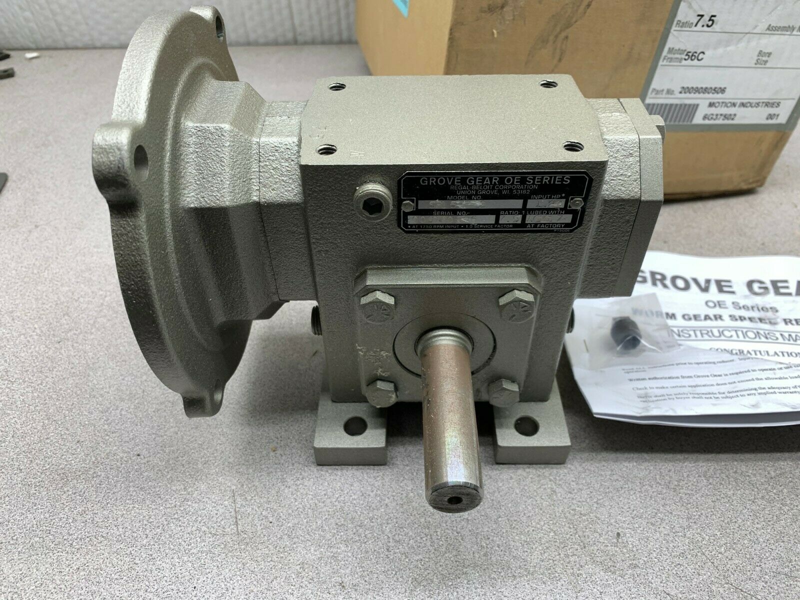 NEW IN BOX GROVE GEAR 7.5:1 RATIO WORM SPEED REDUCER SP15ZF-2