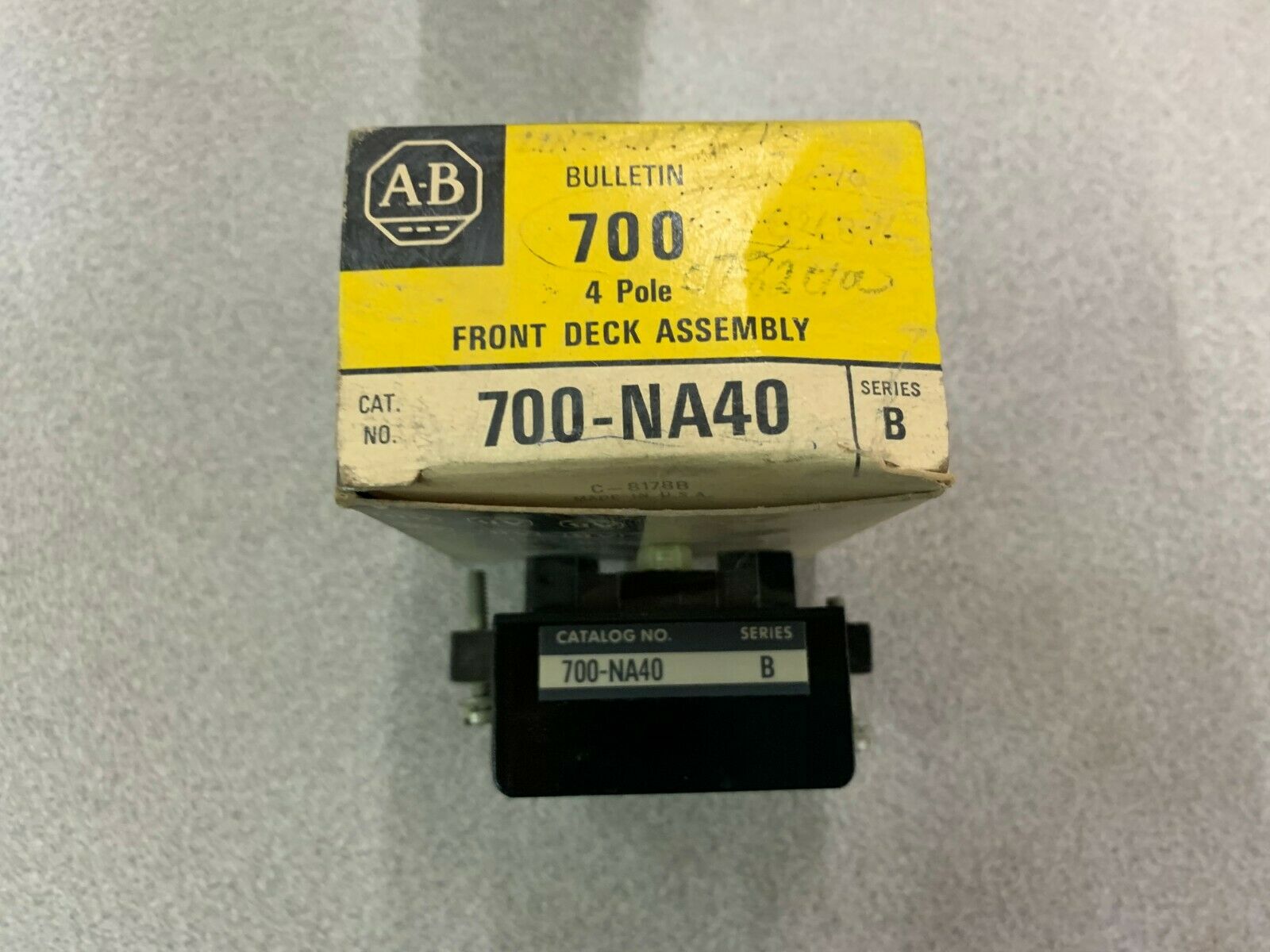 LOT OF 2 NEW IN BOX ALLEN BRADLEY FRONT DECK ASSEMBLY 700-NA40 SERIES B