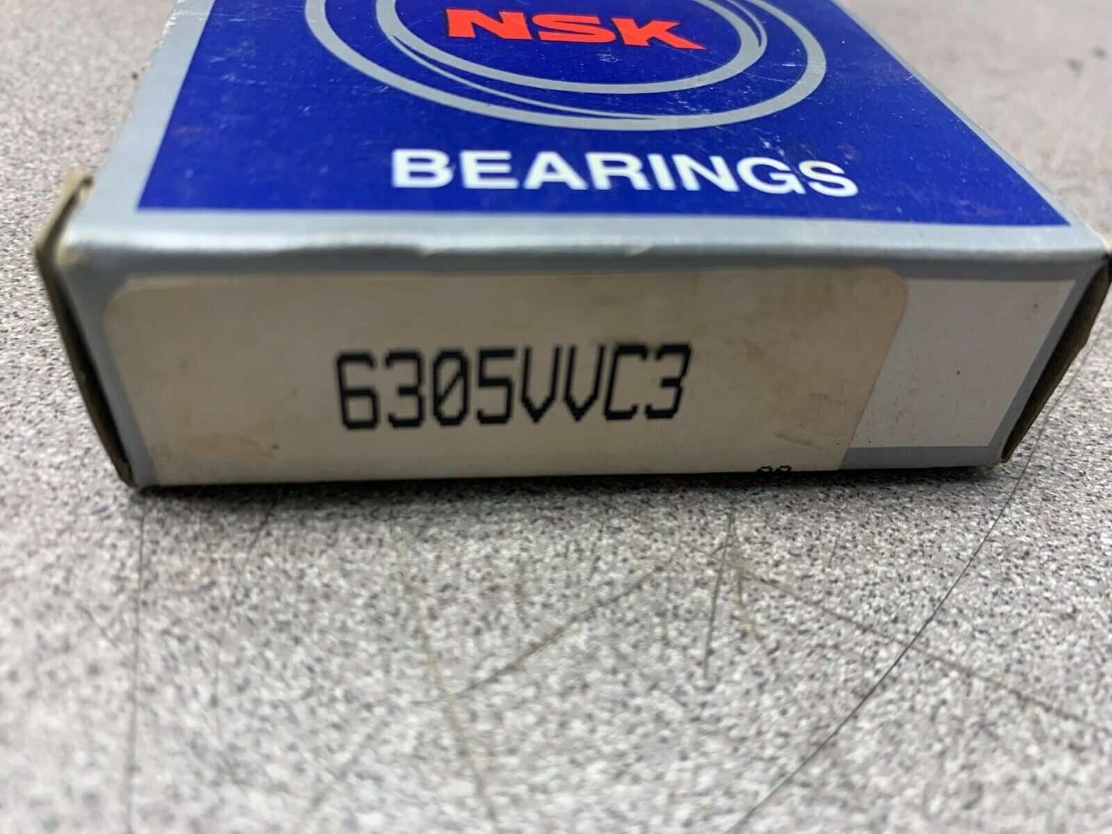 LOT OF 3 NEW IN BOX NSK BALL BEARING 6305VVC3