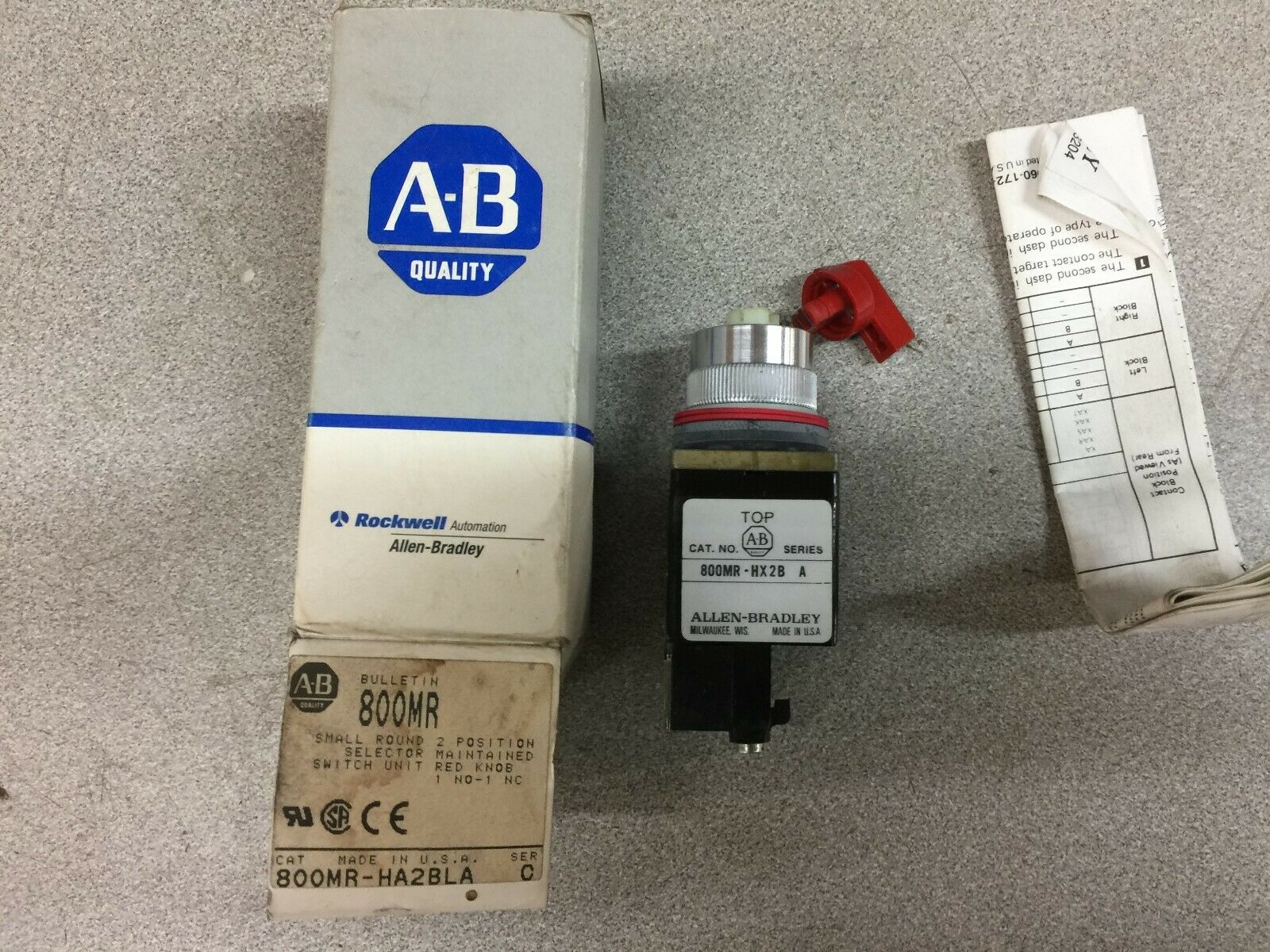 NEW IN BOX ALLEN BRADLEY RED KNOB 2 POSITION MAINTAINED SWITCH 800MR-HA2BLA C