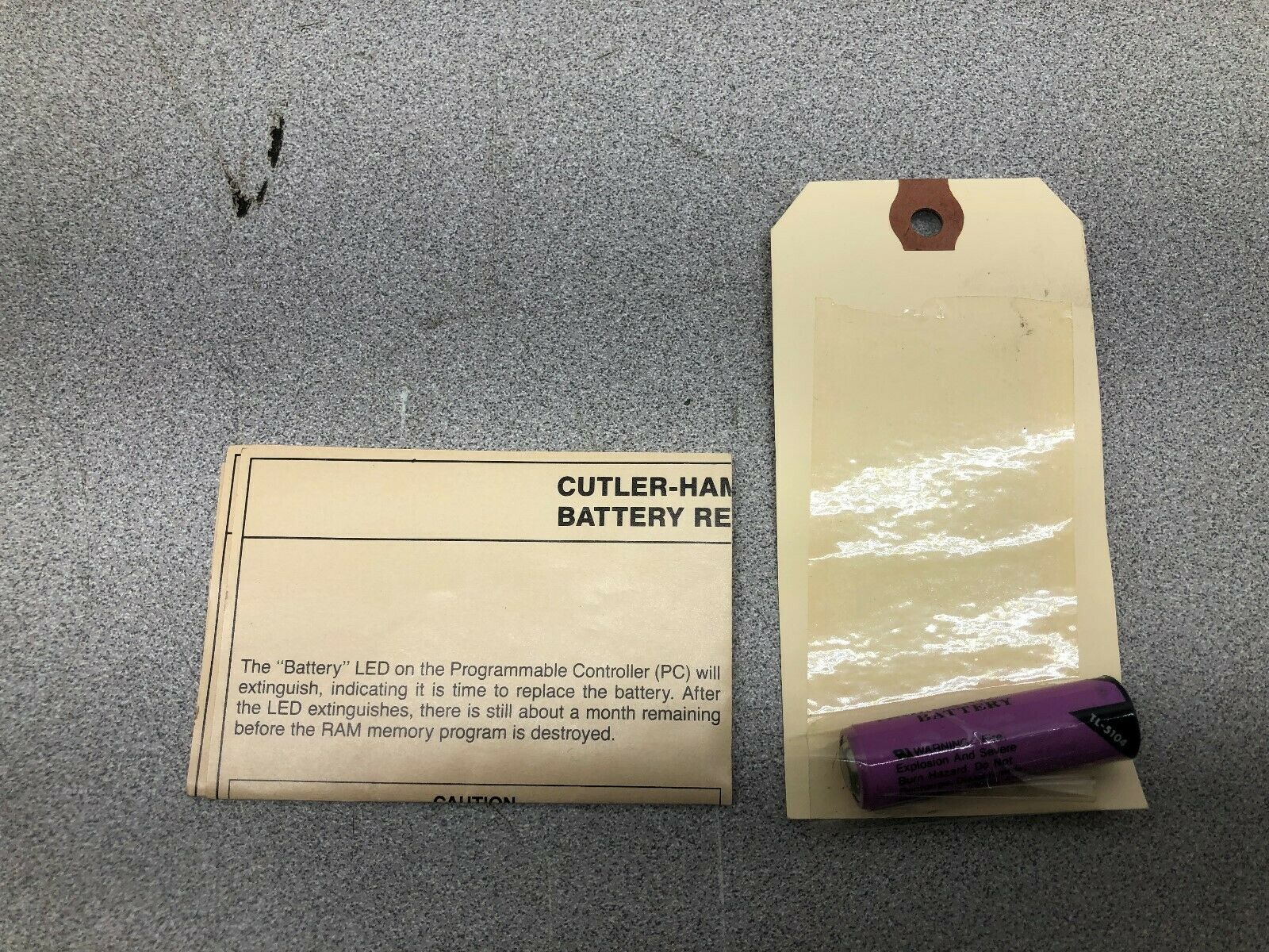 NEW NO BOX CUTLER HAMMER 3.4 VDC REPLACEMENT BATTERY MPC1A13