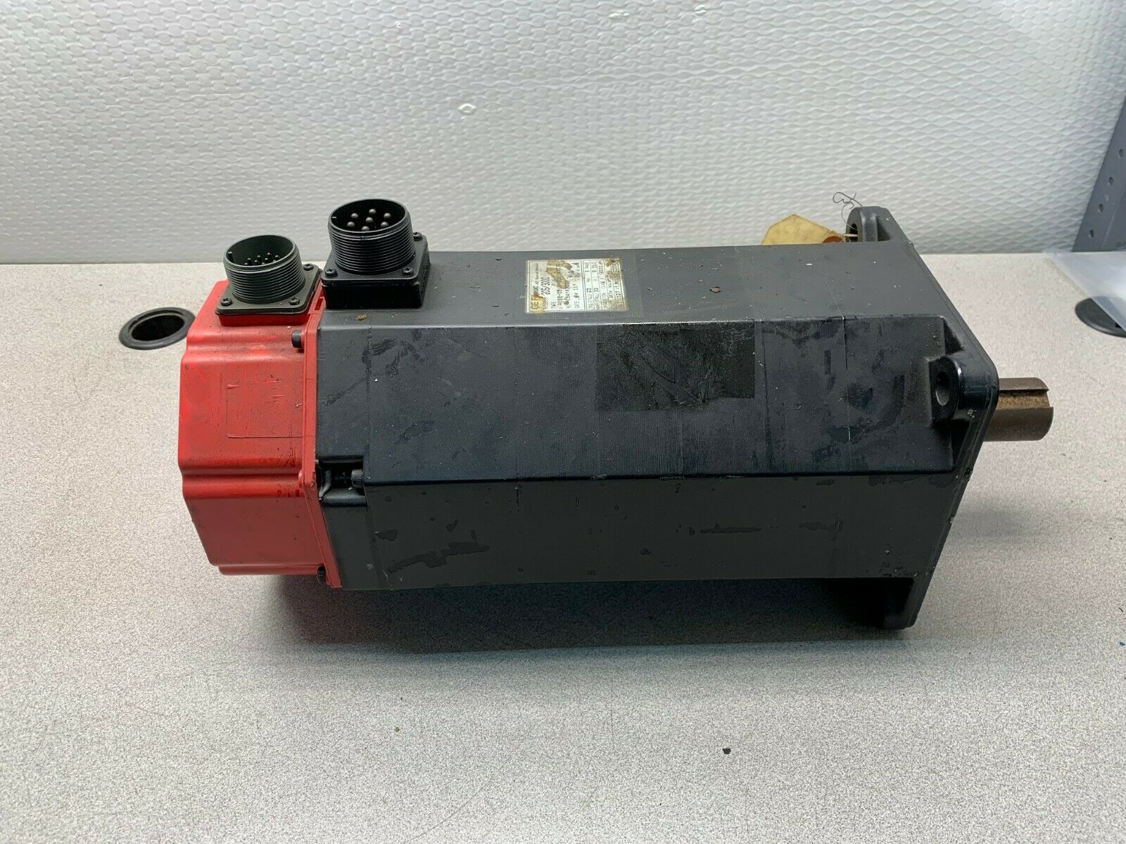 USED FANUC A06B-0318-B081 AC SERVO MOTOR A06B-0318-B081#7076