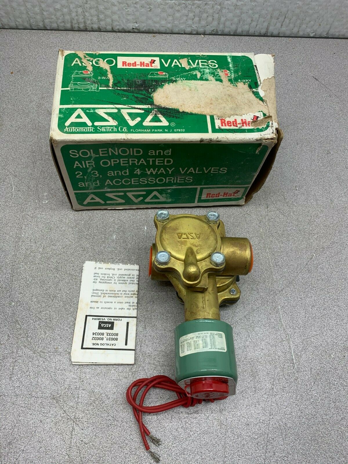 NEW IN BOX ASCO RED HAT 120V. 3/4" SOLENOID VALVE 8316D44