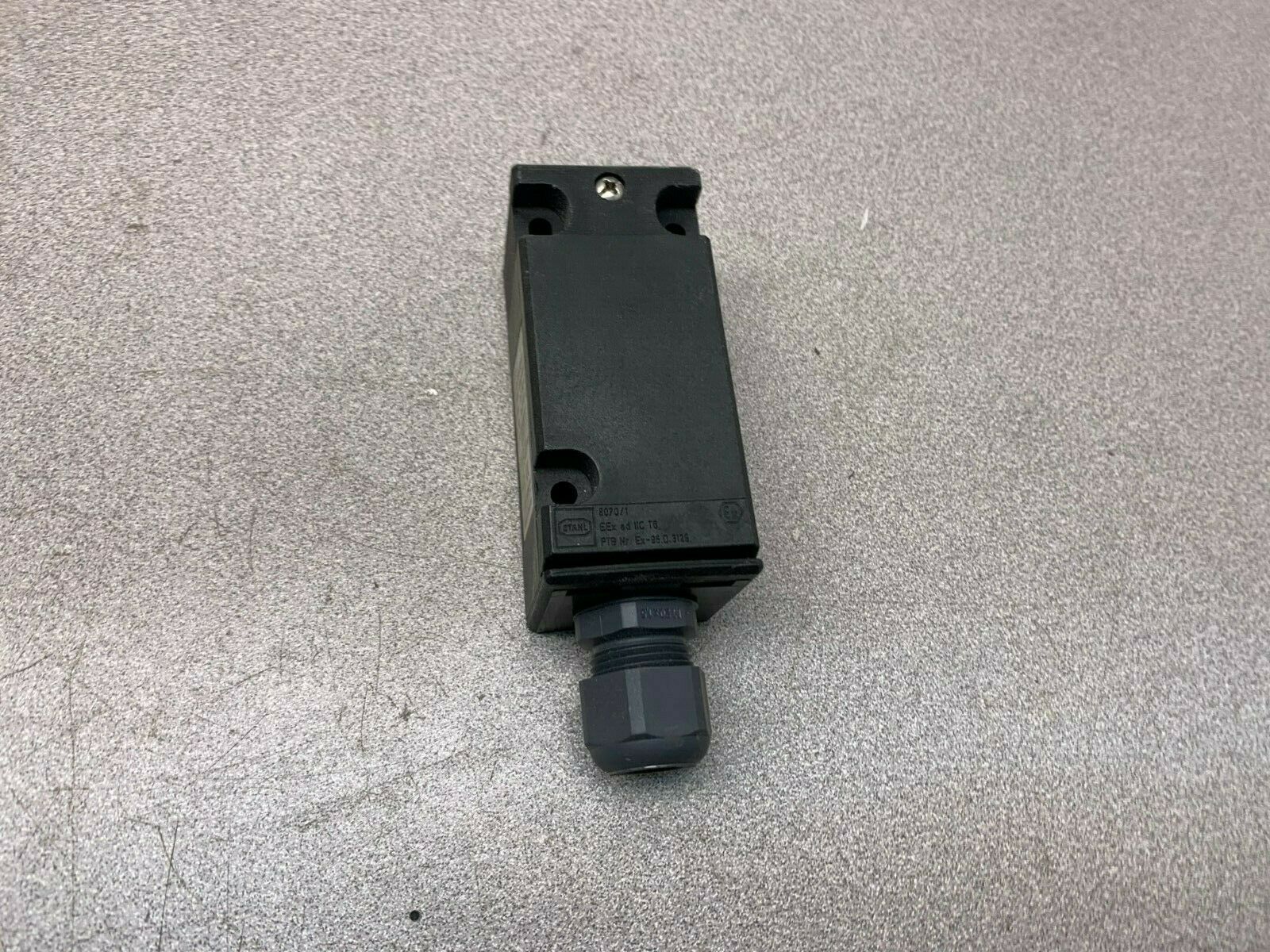 USED STAHL LIMIT SWITCH 8070/1-3