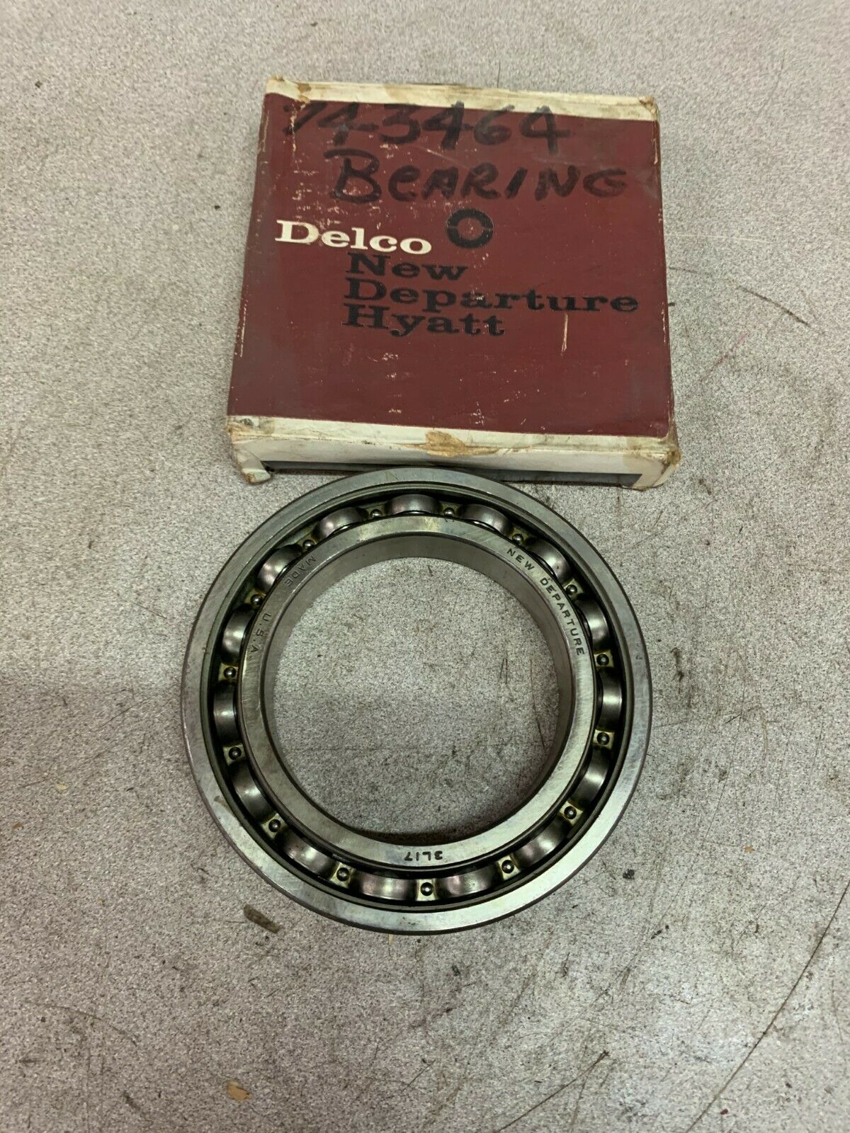 NEW IN BOX DELCO TAPERED ROLLER BEARING 3L17