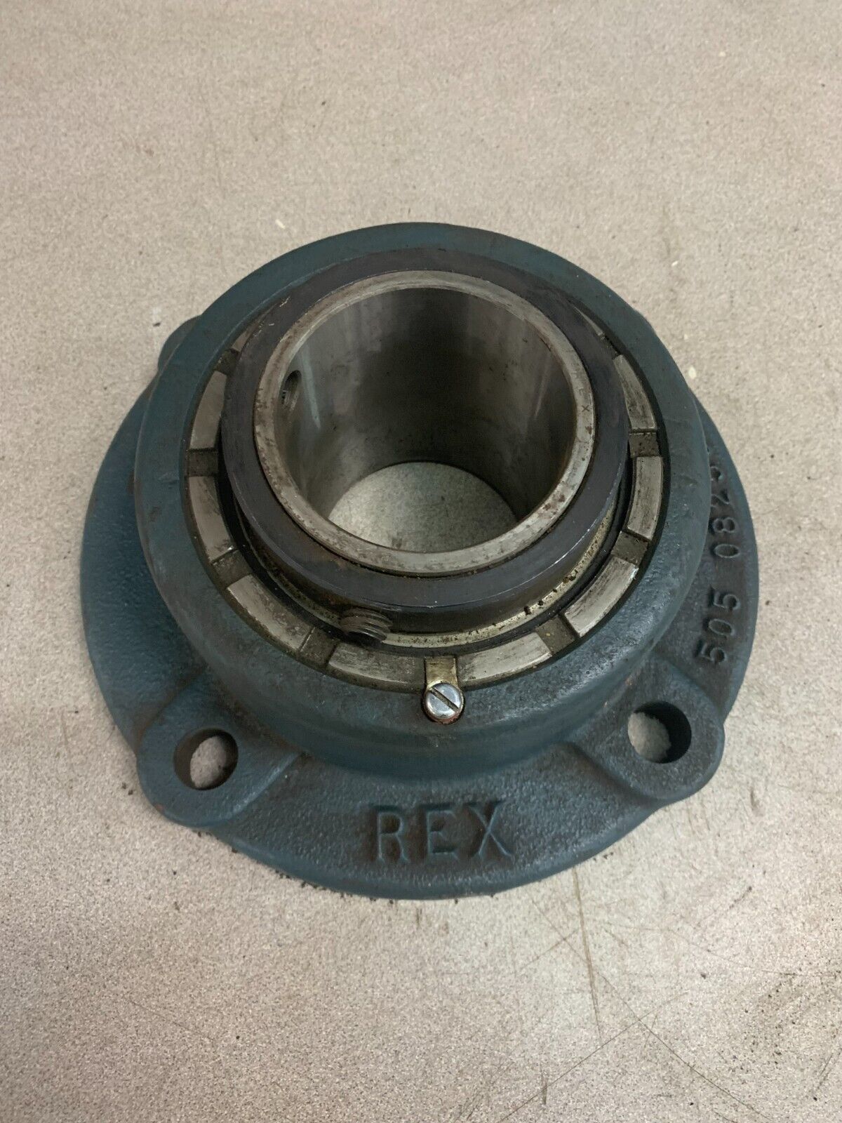 NEW NO BOX REX REXNORD 4-BOLT FLANGE BEARING 2-15/16" BORE ZB-2215