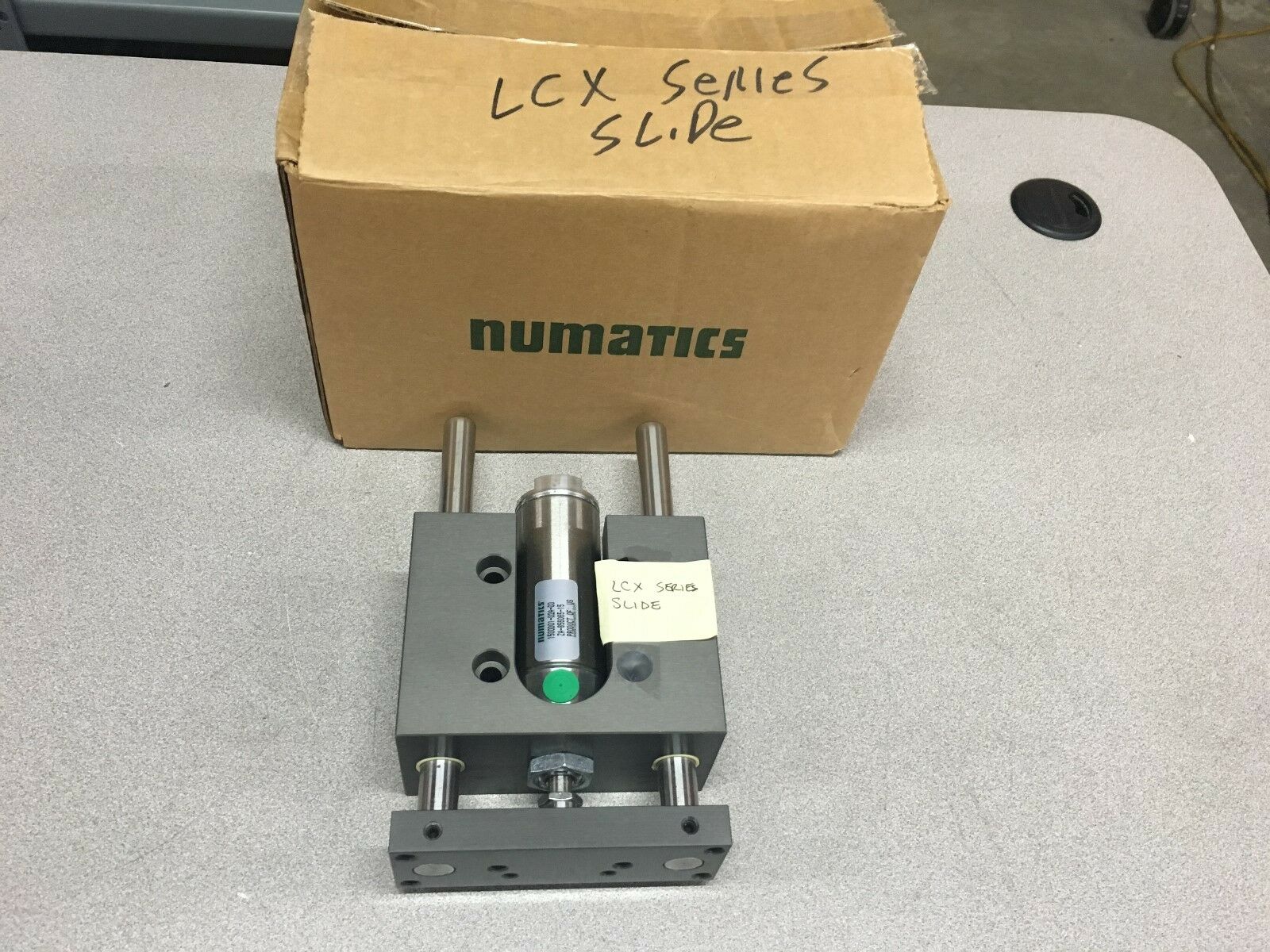 NEW IN BOX NUMATICS ZB-862720-18 CYLINDER/ASSEMBLY LCX15002H16DXX