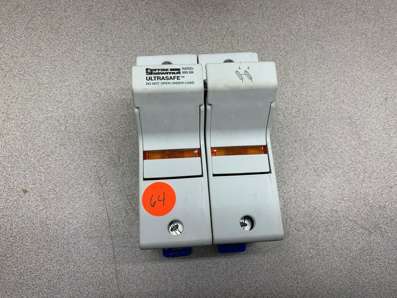 USED SHAWMUT FUSE HOLDER D223310