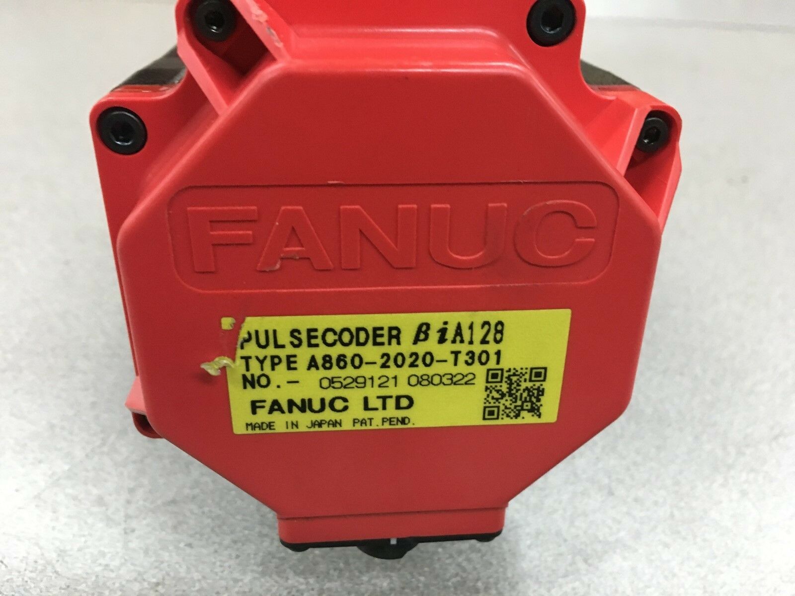 NEW NO BOX FANUC BIS 4/4000 AC SERVO MOTOR A06B-0063-B303 WITH A860-2020-T301