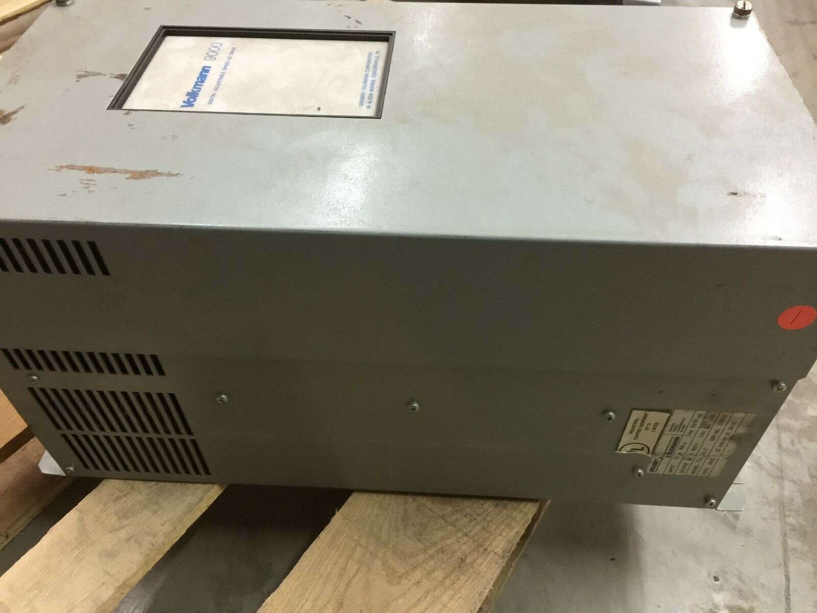 USED VOLKMANN 9000 460VAC 3PH 27AMP 3000HZ DRIVE 94020L